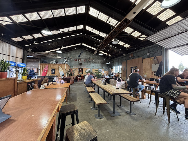 Comentarii opinii despre Brown Lightning Bros. Raglan Roast.