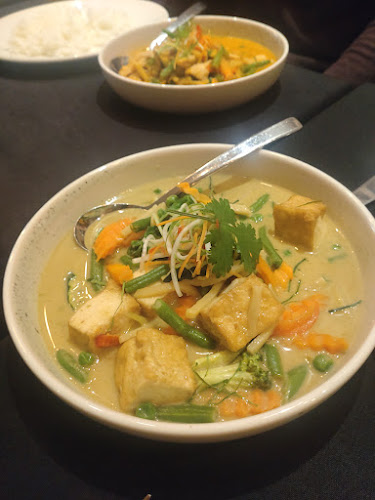 Pla Thong Thai Restaurant & Takeaways Open Times