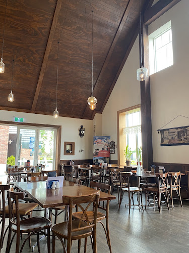 Comments and reviews of Zenders Cafe and Venue