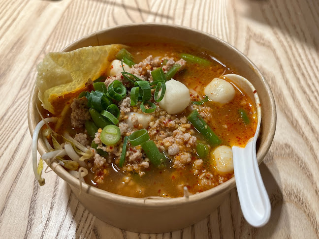 Bronze Elephant Thai - Hospitality and gastronomy