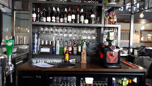 Comentarii opinii despre Silver Dollar Bar & Restaurant