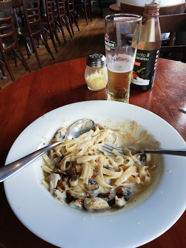 Archie's Restaurant & Pizzeria - Hospitality and gastronomy