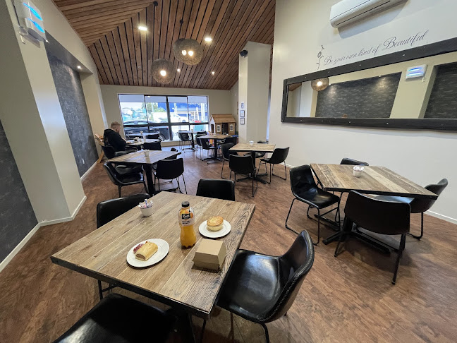 60 South Terrace, Darfield 7510, New Zealand