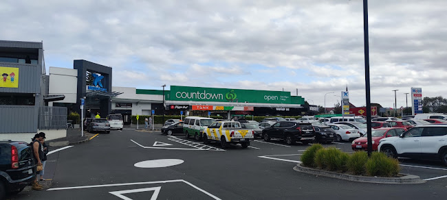 Wine Villa Kelston Phone number