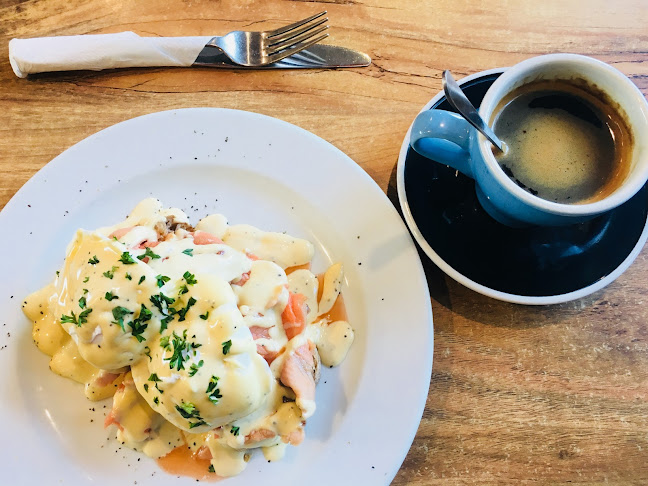 Comments and reviews of RiverStone Cafe