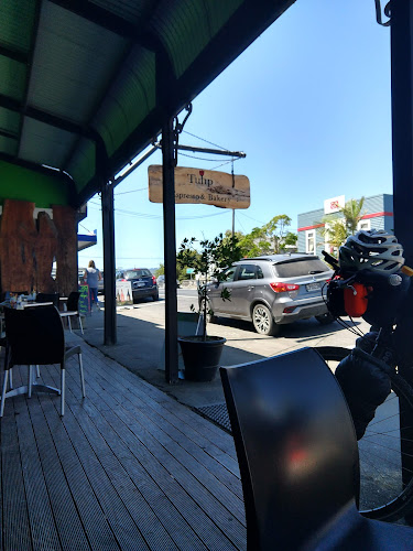 Reviews of Tulip Cafe in Maungaturoto - Hospitality and gastronomy