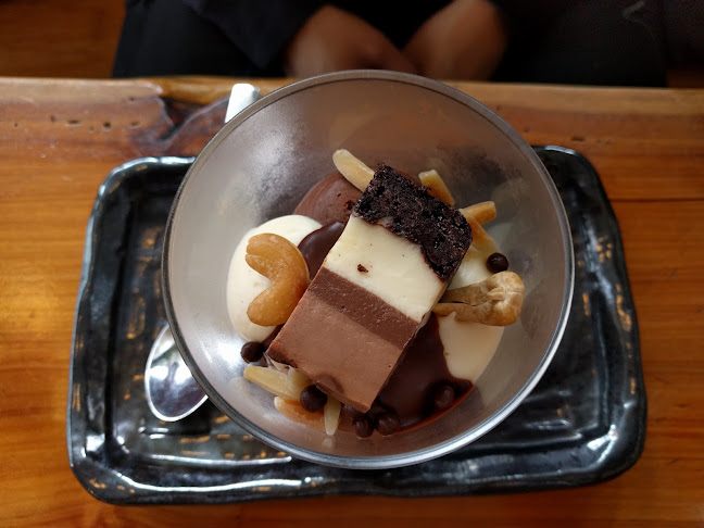 Reviews of Chikos Restaurant & Cafe in Auckland - Hospitality and gastronomy