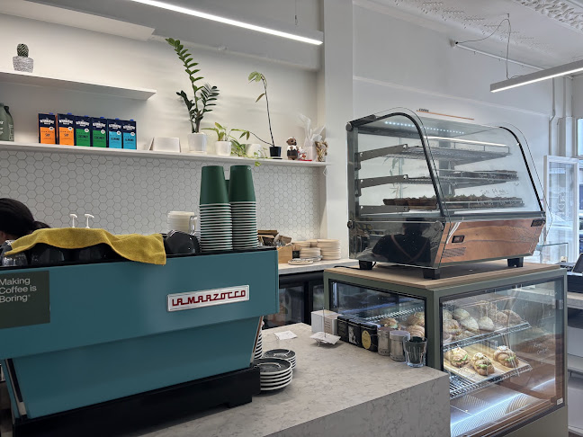 Comentarii opinii despre Folds Patisserie