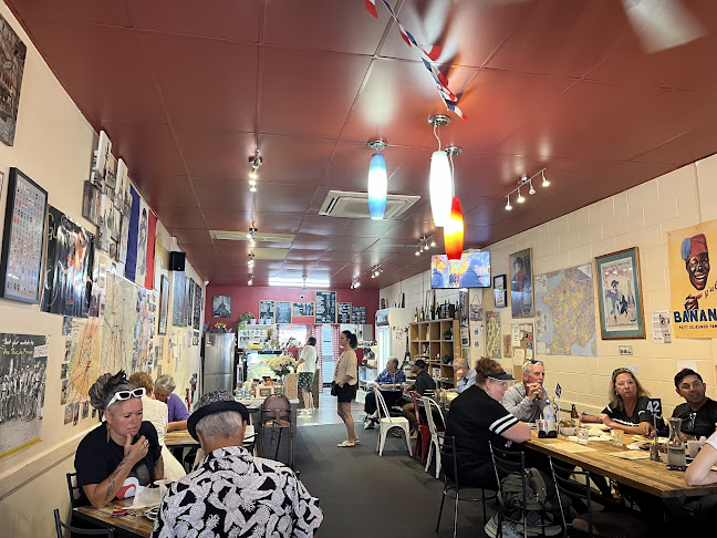 Le Cafe De Paris - Rotorua