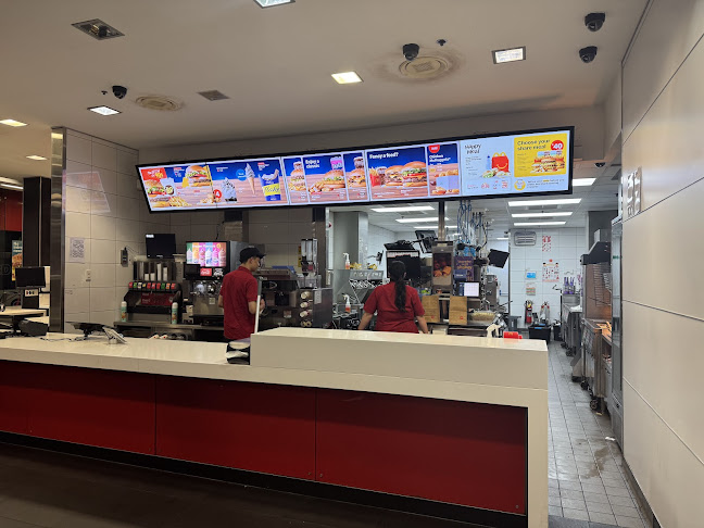 McDonald's Bunny St - Hospitality and gastronomy