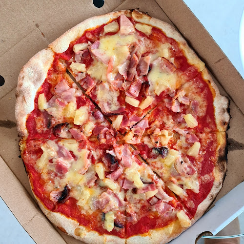 Lukes Kitchen - Hospitality and gastronomy