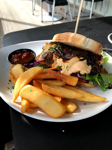 Reviews of Berries Cafe & Organic Ice Creamery in Warkworth - Hospitality and gastronomy