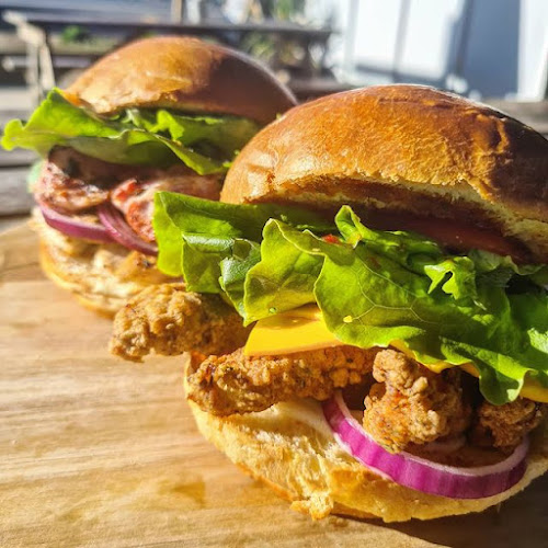 Cable Bay Store - Cable Bay