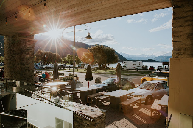 Alchemy Bar & Bistro - Brunch & Dinner Wanaka