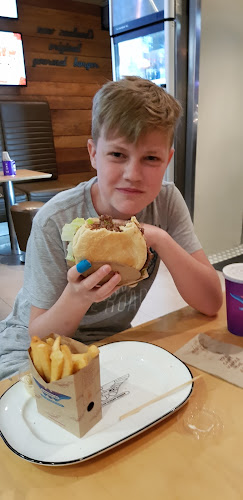 BurgerFuel Queen Street Phone number