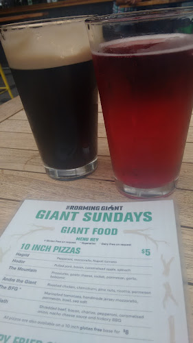 Reviews of The Roaming Giant in Hamilton - Hospitality and gastronomy