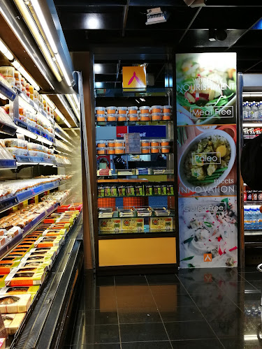 Wishbone - Auckland Airport (Landside) - Auckland