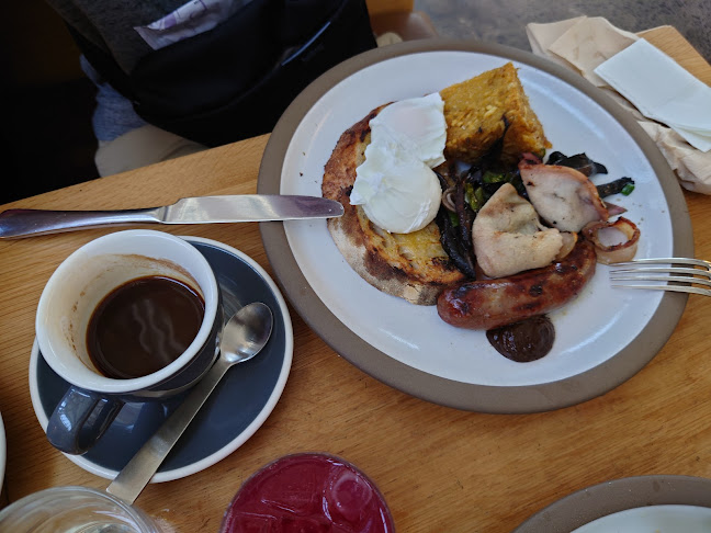 Ozone Coffee - Hospitality and gastronomy