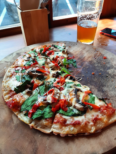 Comentarii opinii despre The Lyttelton Arms