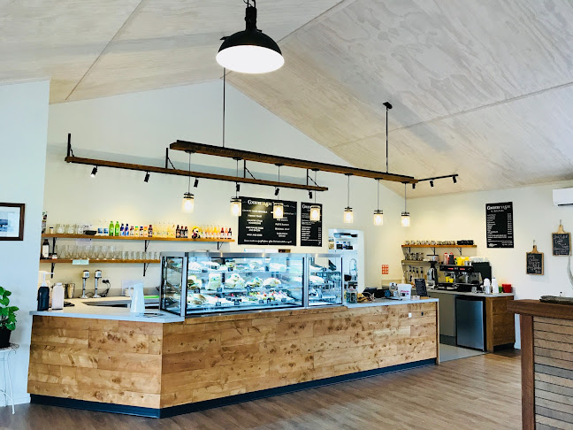 Queensberry 9383, New Zealand