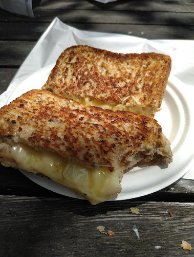 Opinii despre Vinnie's Cafe în Karamea - Hospitality and gastronomy