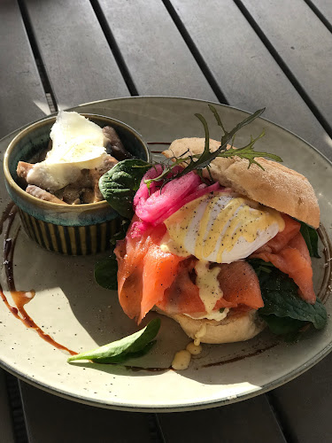 Opinii despre Boatshed Cafe în Rawene - Hospitality and gastronomy