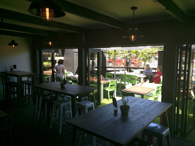 Opinii despre Fika Cafe & Bar (previously Neighbourhood Kitchen) în Tauranga - Hospitality and gastronomy