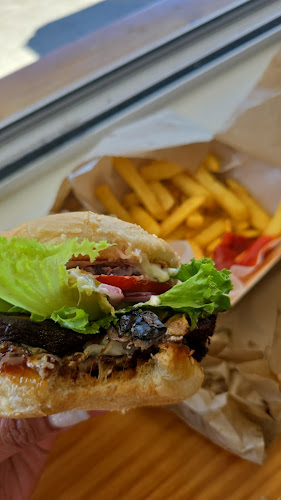 Comments and reviews of Leigh Eats