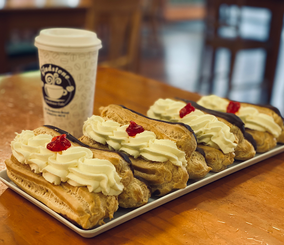 Gladstone Bakehouse Cafe - Hospitality and gastronomy