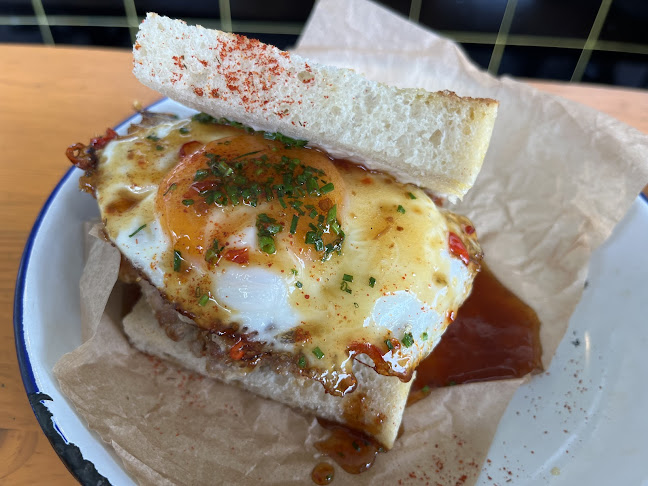 Comments and reviews of Young George