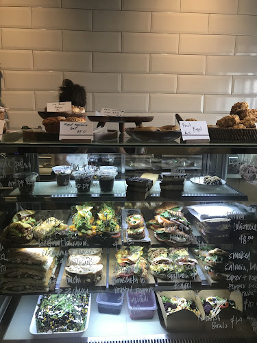 Comentarii opinii despre Lux Espresso