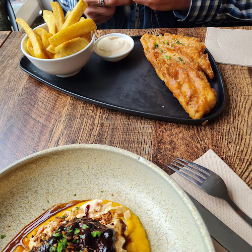 Aperitif Wine Bar & Eatery - Greytown