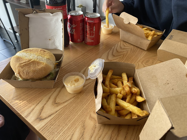 Comentarii opinii despre Jax Burger Shack East Tamaki