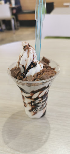 Shake Shed & Co Bayfair - Mount Maunganui