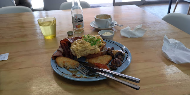 Comentarii opinii despre Azure cafe