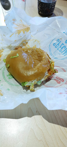 Opinii despre McDonald's Cavendish Drive în Auckland - Hospitality and gastronomy