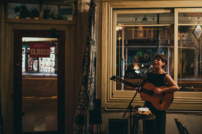 Freida Margolis - Hospitality and gastronomy