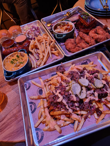 Comentarii opinii despre BEERS by Bacon Brothers