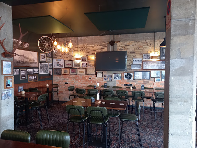 Comments and reviews of Redoubt Bar and Eatery Morrinsville