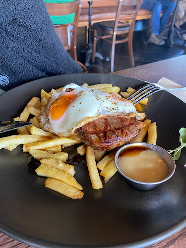 Comentarii opinii despre The Lookout Bar and Kitchen