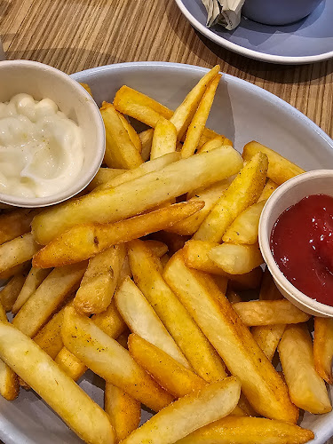 Shop S145 - Westfield Chartwell, Hukanui Road, Chedworth, Hamilton 3210, New Zealand