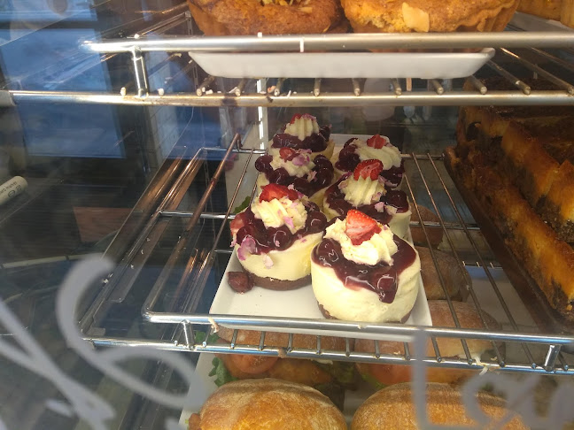 232 Main Road, Tawa, Wellington 5028, New Zealand