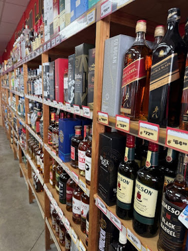 Black Bull Liquor Mt Richmond - Hospitality and gastronomy