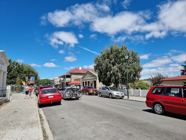 clyde village store & cafe Open Times