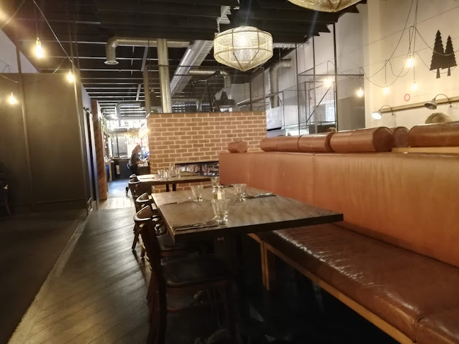 Comentarii opinii despre The Lookout Bar and Kitchen