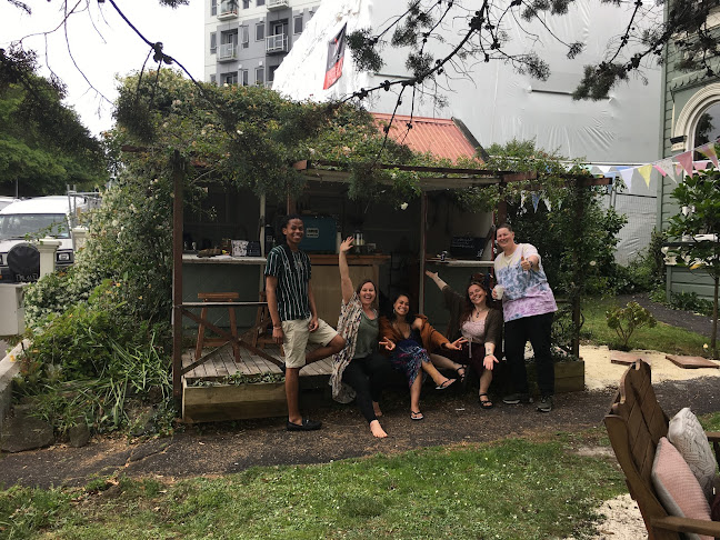 Hum Salon Bohemia Cafe and Community Space - Auckland