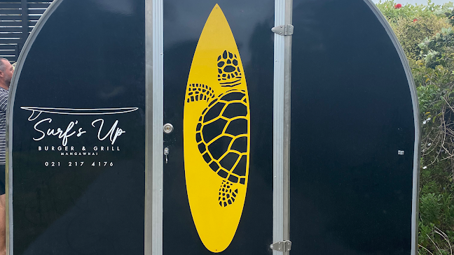 Reviews of Surf's Up Burger and Grill in Mangawhai Heads - Hospitality and gastronomy