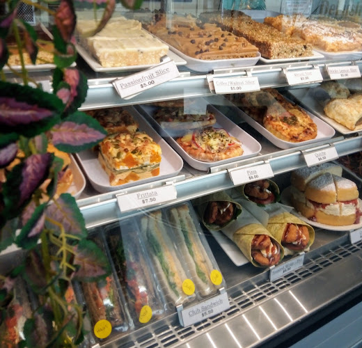 DeLush Cafe - Gluten Free & Keto Options - Hospitality and gastronomy