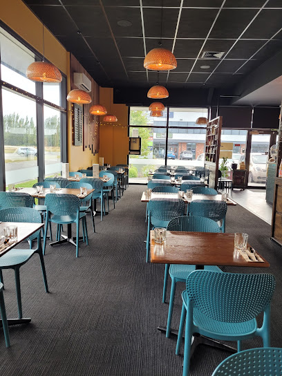 NomNom Kitchen - Lincoln