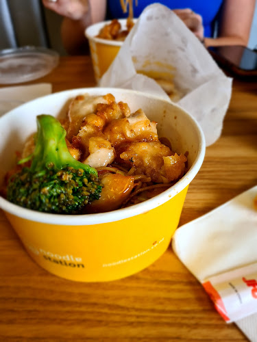 Comentarii opinii despre Noodle Station